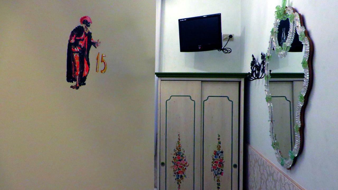 Hotel San Salvador Basic & Local 2 Stars Hotel البندقية المظهر الخارجي الصورة